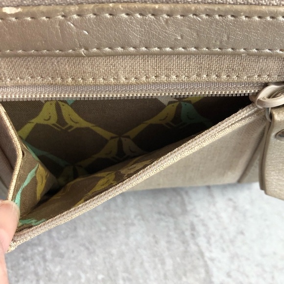 Vera Bradley Zip Wallet Birdie Linen Leather Trim - Picture 5 of 8